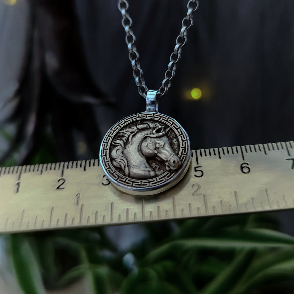 Majestic Horse Warrior Pendant for Men – Anti-Tarnish Metal Necklace