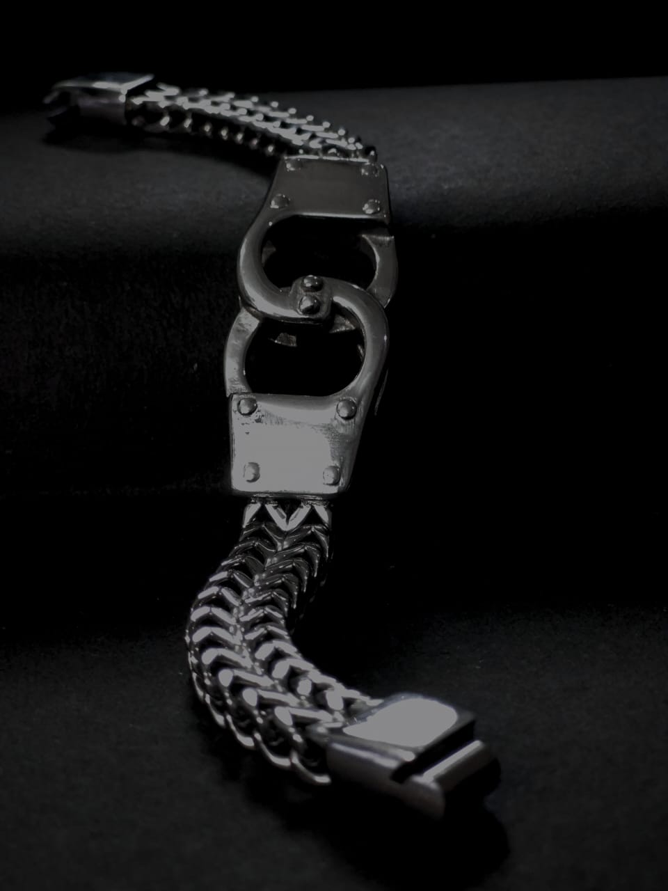 Men’s Bold Stainless Steel Biker Chain Bracelet